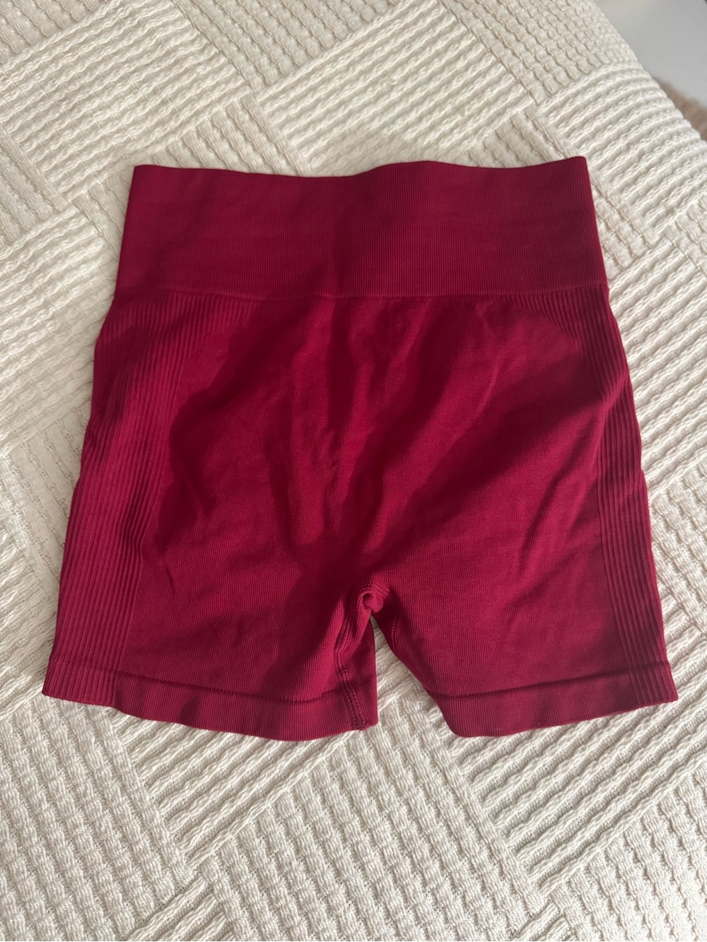 & Other Stories Seamless High-Waist Bike Shorts - Berry